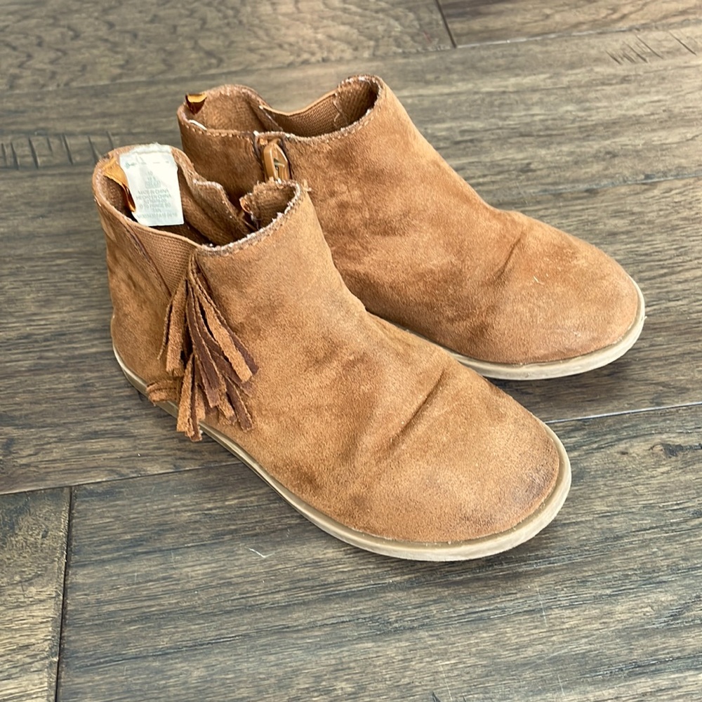 Old Navy Suede Boots